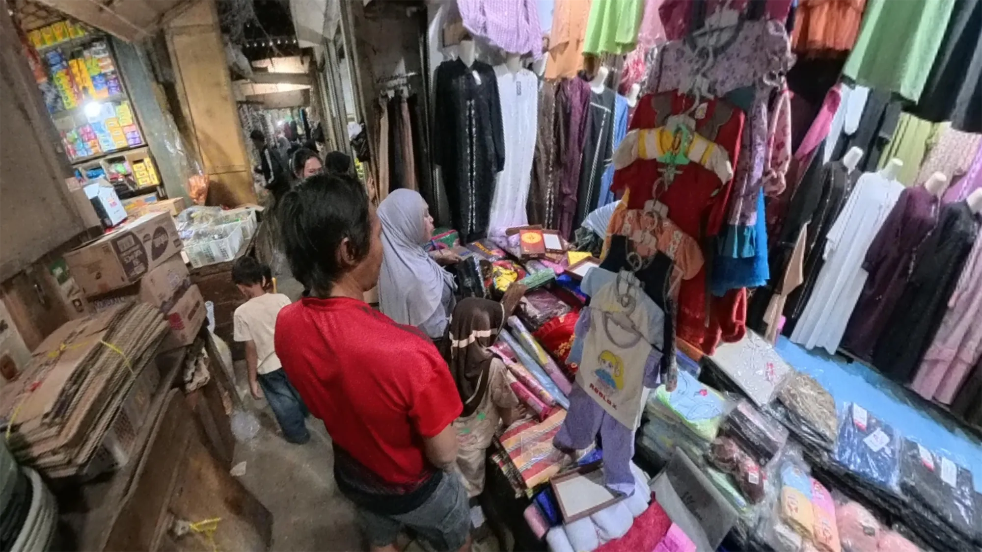 Kleding en meer op de markt